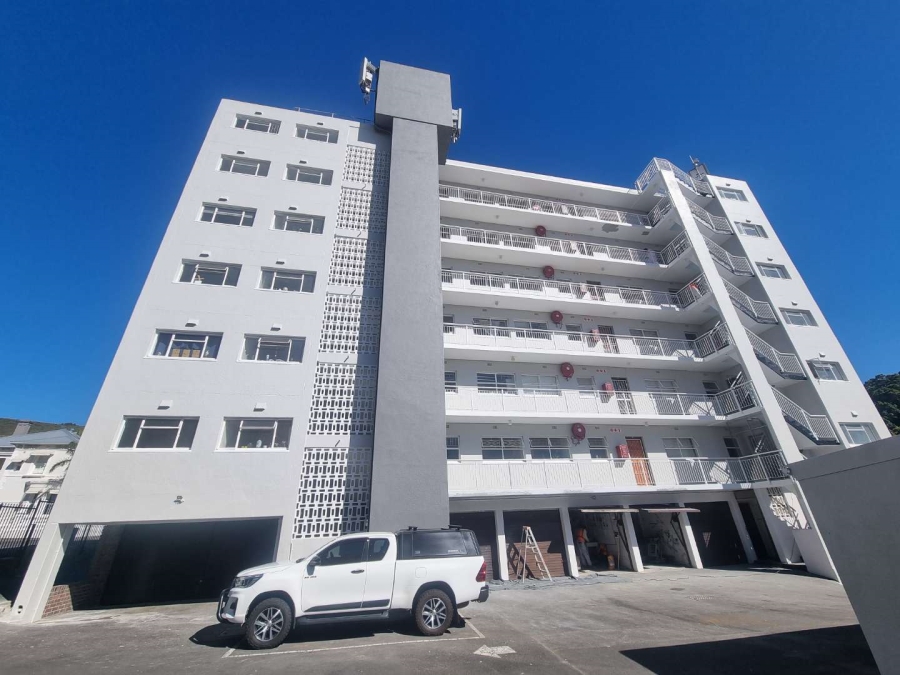 To Let 2 Bedroom Property for Rent in Tamboerskloof Western Cape